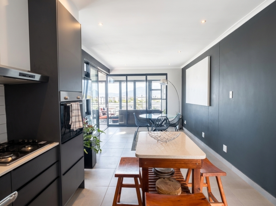 2 Bedroom Property for Sale in Table View Western Cape